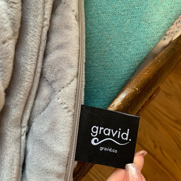 Gravid Weighted Blanket twin 15lbs - Picture 2 of 3